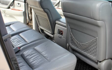 Toyota Land Cruiser 100 рестайлинг 2, 2002 год, 1 650 000 рублей, 11 фотография