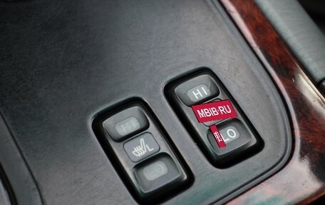 Toyota Land Cruiser 100 рестайлинг 2, 2002 год, 1 650 000 рублей, 26 фотография