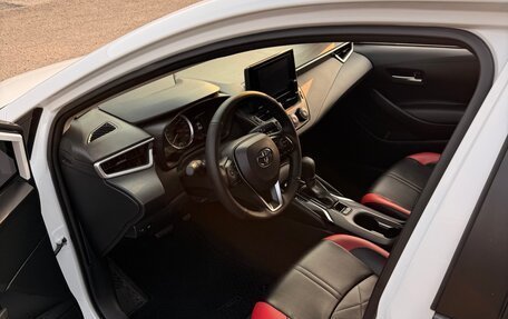 Toyota Corolla, 2022 год, 2 200 000 рублей, 13 фотография