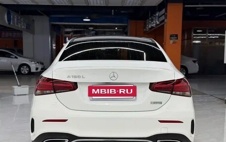 Mercedes-Benz A-Класс, 2022 год, 2 050 000 рублей, 5 фотография