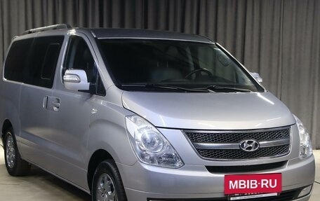 Hyundai Grand Starex Grand Starex I рестайлинг 2, 2014 год, 1 599 000 рублей, 3 фотография
