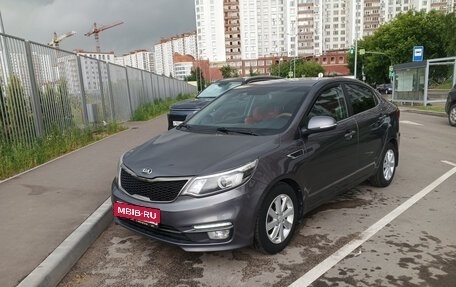 KIA Rio III рестайлинг, 2015 год, 920 000 рублей, 1 фотография