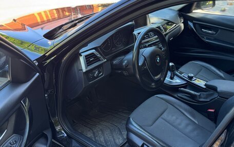 BMW 3 серия, 2017 год, 1 790 000 рублей, 11 фотография