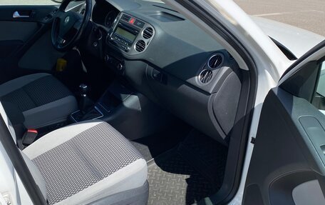 Volkswagen Tiguan I, 2010 год, 800 000 рублей, 9 фотография