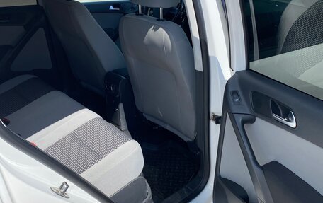 Volkswagen Tiguan I, 2010 год, 800 000 рублей, 8 фотография