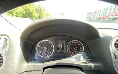 Volkswagen Tiguan I, 2010 год, 800 000 рублей, 17 фотография