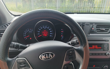 KIA Rio III рестайлинг, 2015 год, 920 000 рублей, 10 фотография