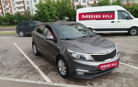 KIA Rio III рестайлинг, 2015 год, 920 000 рублей, 2 фотография