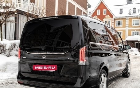 Mercedes-Benz V-Класс, 2024 год, 9 880 000 рублей, 4 фотография