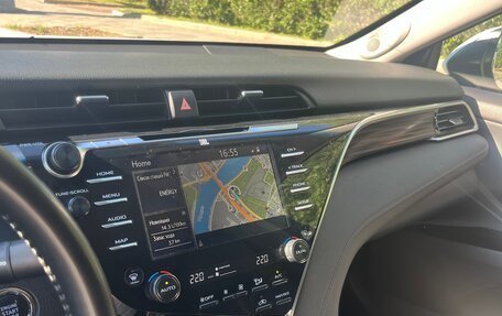 Toyota Camry, 2019 год, 2 599 000 рублей, 20 фотография