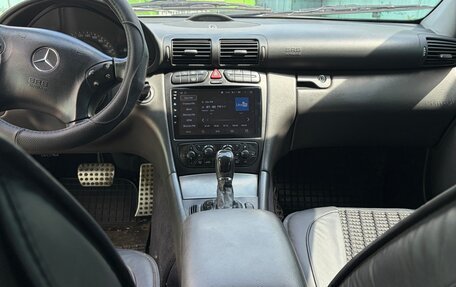 Mercedes-Benz C-Класс, 2003 год, 750 000 рублей, 6 фотография
