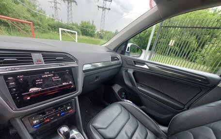 Volkswagen Tiguan II, 2021 год, 3 400 000 рублей, 6 фотография