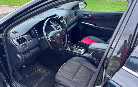 Toyota Camry, 2016 год, 2 300 000 рублей, 11 фотография