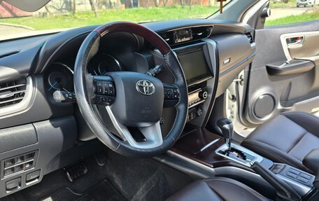 Toyota Fortuner II, 2018 год, 3 670 000 рублей, 11 фотография