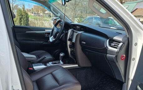 Toyota Fortuner II, 2018 год, 3 670 000 рублей, 13 фотография