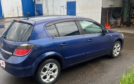 Opel Astra H, 2004 год, 285 000 рублей, 2 фотография