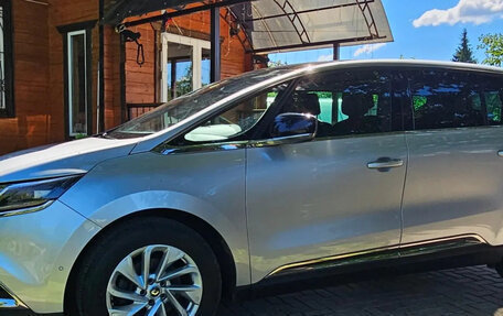 Renault Espace V рестайлинг, 2017 год, 2 050 000 рублей, 5 фотография