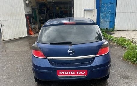 Opel Astra H, 2004 год, 285 000 рублей, 3 фотография