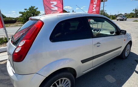 Ford Fiesta, 2005 год, 190 000 рублей, 11 фотография