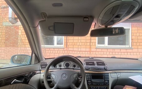 Mercedes-Benz E-Класс, 2004 год, 900 000 рублей, 11 фотография