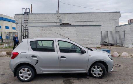 Renault Sandero II рестайлинг, 2014 год, 550 000 рублей, 4 фотография