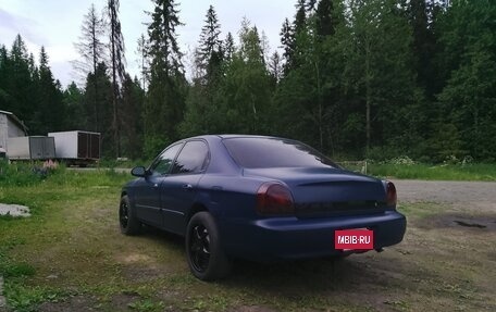 Hyundai Sonata IV рестайлинг, 2000 год, 200 000 рублей, 5 фотография