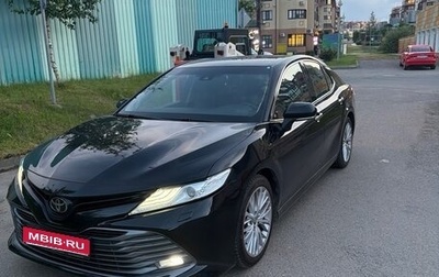 Toyota Camry, 2018 год, 2 590 000 рублей, 1 фотография
