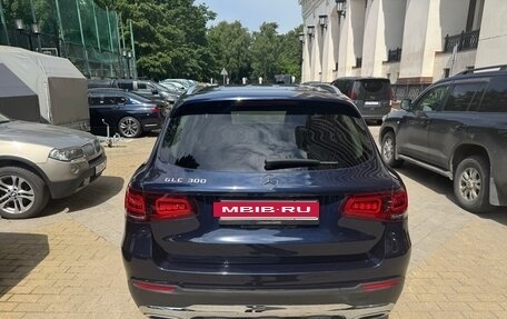 Mercedes-Benz GLC, 2022 год, 3 490 000 рублей, 4 фотография