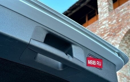 Mercedes-Benz E-Класс, 2017 год, 2 900 000 рублей, 34 фотография