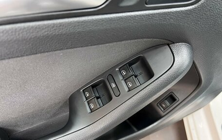 Volkswagen Jetta VI, 2013 год, 1 225 000 рублей, 14 фотография
