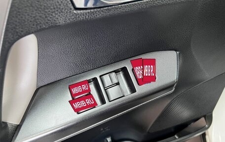 Toyota RAV4, 2016 год, 2 495 000 рублей, 14 фотография