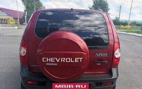 Chevrolet Niva I рестайлинг, 2013 год, 550 000 рублей, 6 фотография