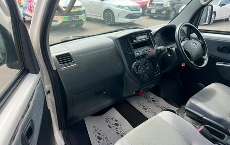 Toyota Town Ace IV, 2010 год, 729 000 рублей, 12 фотография