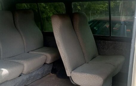 Toyota HiAce H100, 1992 год, 550 000 рублей, 7 фотография
