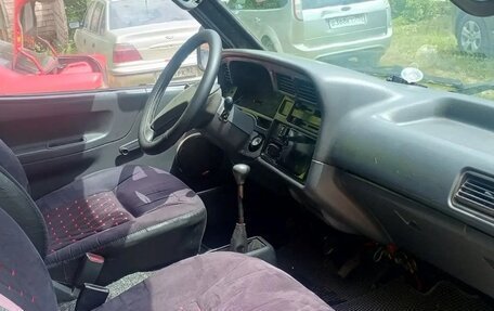 Toyota HiAce H100, 1992 год, 550 000 рублей, 5 фотография