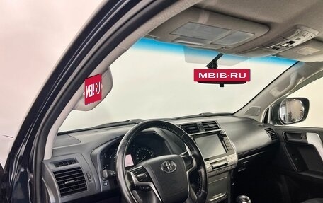 Toyota Land Cruiser Prado 150 рестайлинг 2, 2019 год, 4 925 000 рублей, 12 фотография
