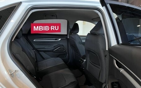 Geely Emgrand, 2024 год, 1 655 000 рублей, 24 фотография