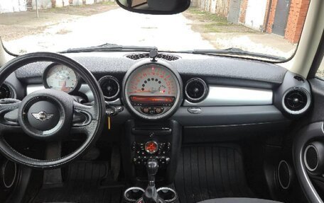 MINI Hatch, 2011 год, 760 000 рублей, 7 фотография
