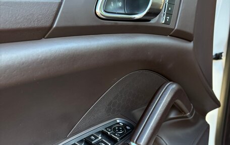 Porsche Cayenne III, 2012 год, 2 500 000 рублей, 16 фотография