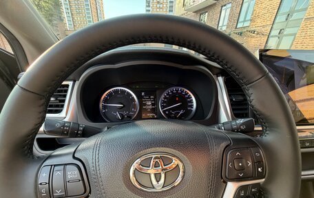 Toyota Highlander III, 2020 год, 4 350 000 рублей, 14 фотография
