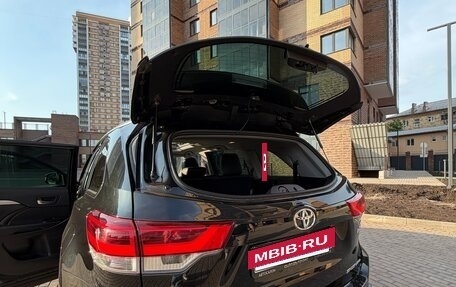 Toyota Highlander III, 2020 год, 4 350 000 рублей, 25 фотография