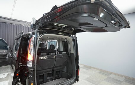 Honda Stepwgn IV, 2019 год, 2 350 000 рублей, 7 фотография