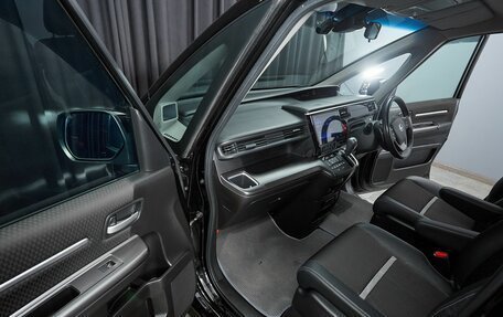 Honda Stepwgn IV, 2019 год, 2 350 000 рублей, 11 фотография
