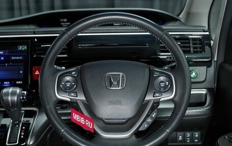 Honda Stepwgn IV, 2019 год, 2 350 000 рублей, 19 фотография