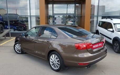 Volkswagen Jetta VI, 2012 год, 910 000 рублей, 7 фотография