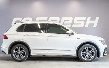 Volkswagen Tiguan II, 2018 год, 2 495 000 рублей, 5 фотография