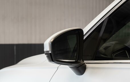Volkswagen Tiguan II, 2018 год, 2 495 000 рублей, 8 фотография