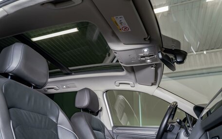 Volkswagen Tiguan II, 2018 год, 2 495 000 рублей, 18 фотография