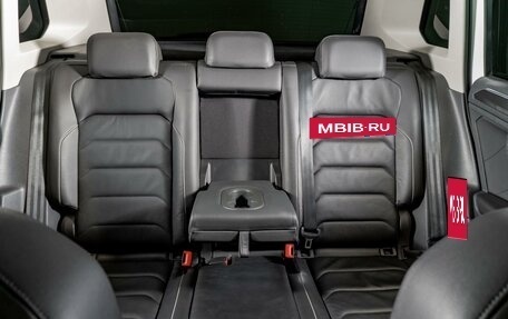 Volkswagen Tiguan II, 2018 год, 2 495 000 рублей, 16 фотография
