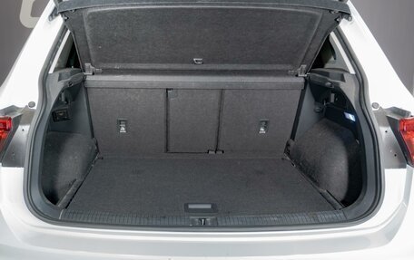 Volkswagen Tiguan II, 2018 год, 2 495 000 рублей, 36 фотография